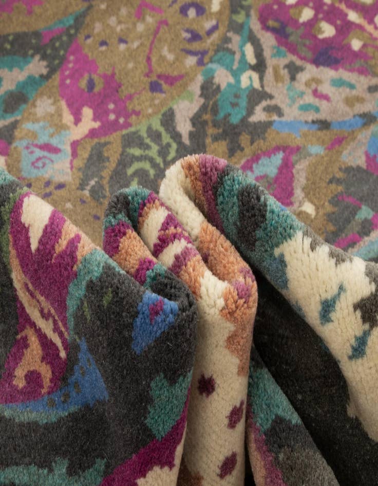 Detail image of 8' x 9' 11  Hand Knotted Modern Manshu Wool Rug