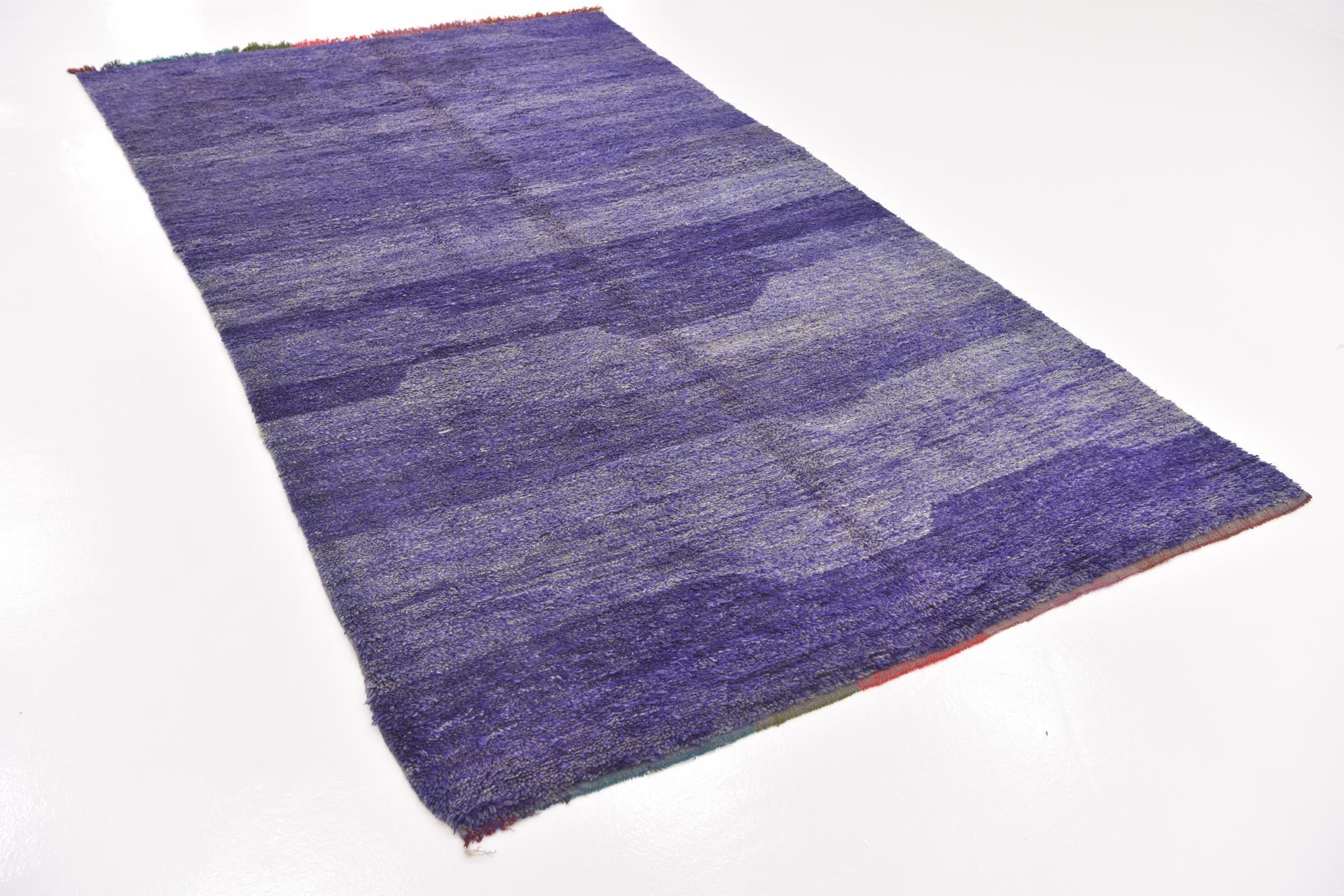 6' x 10' 8 Hand Knotted Moroccan Wool Rug