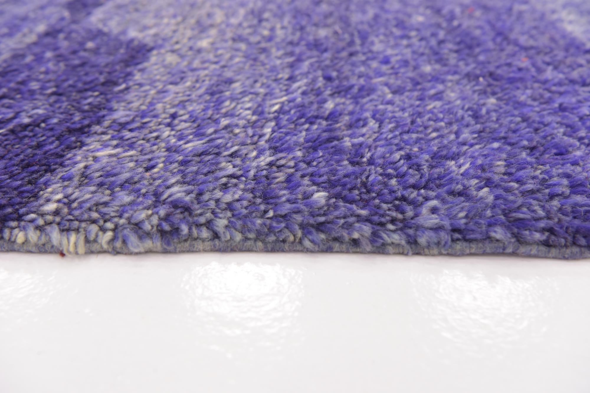 6' x 10' 8 Hand Knotted Moroccan Wool Rug