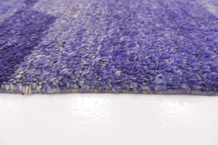 6' x 10' 8 Hand Knotted Moroccan Wool Rug