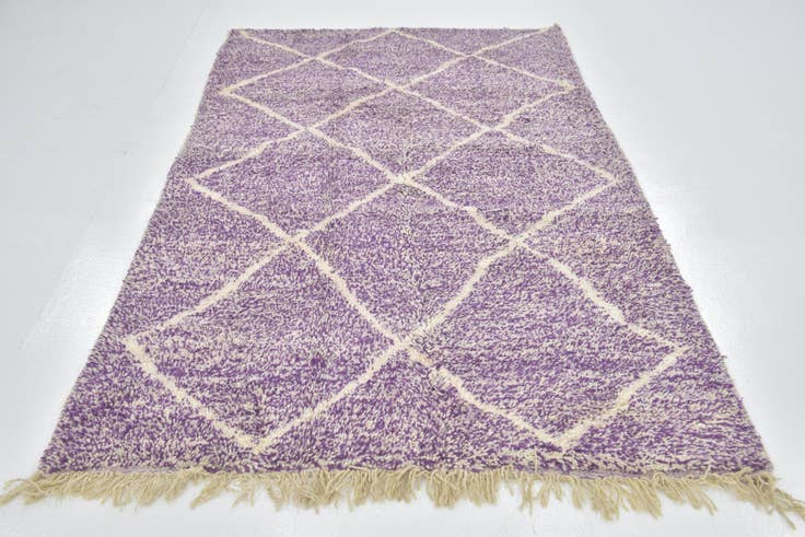 Detail image of 4' 10 x 8' 4 Hand Knotted Moroccan Wool Rug