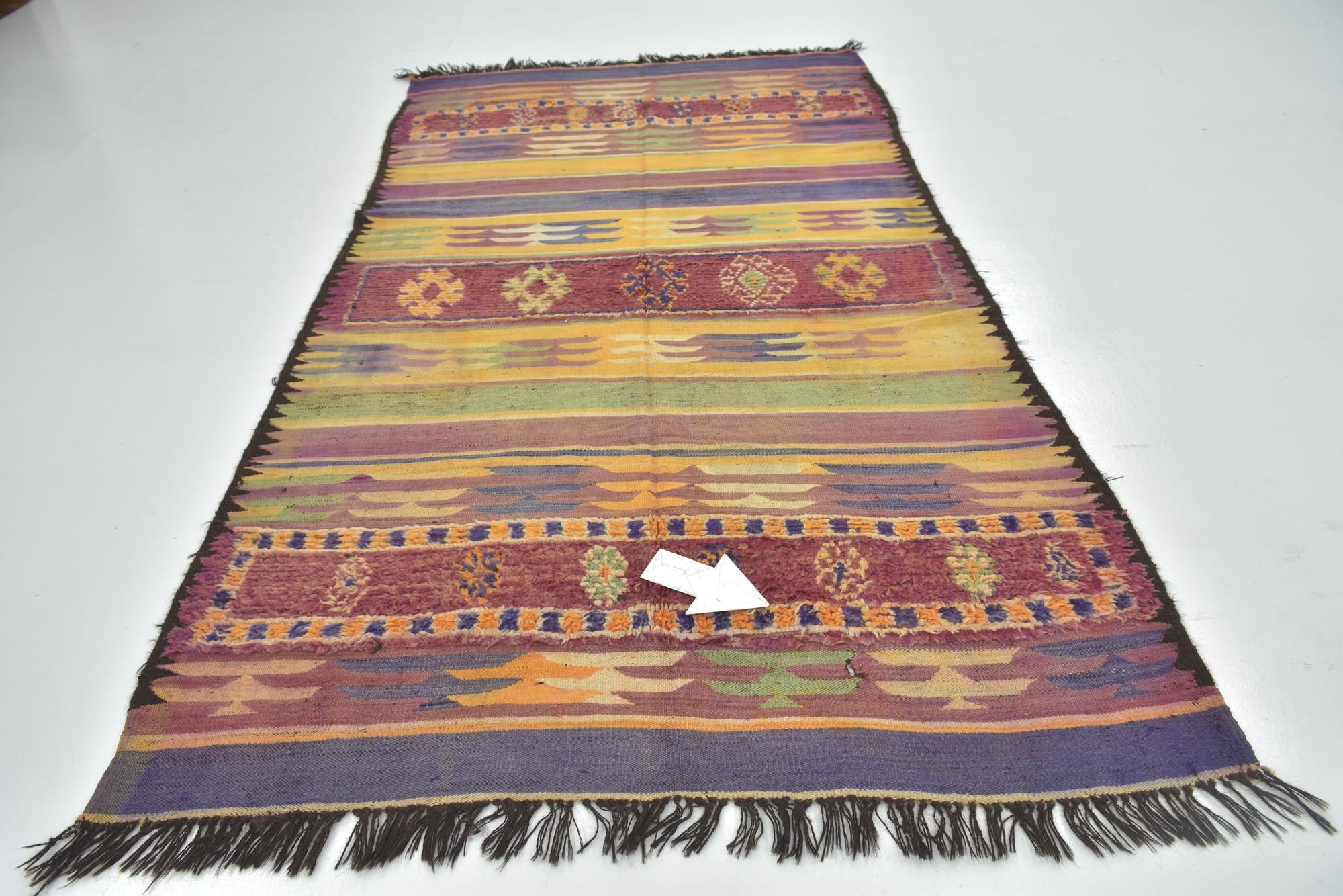 5' 8 x 10' 3 Hand Knotted Moroccan Wool Rug