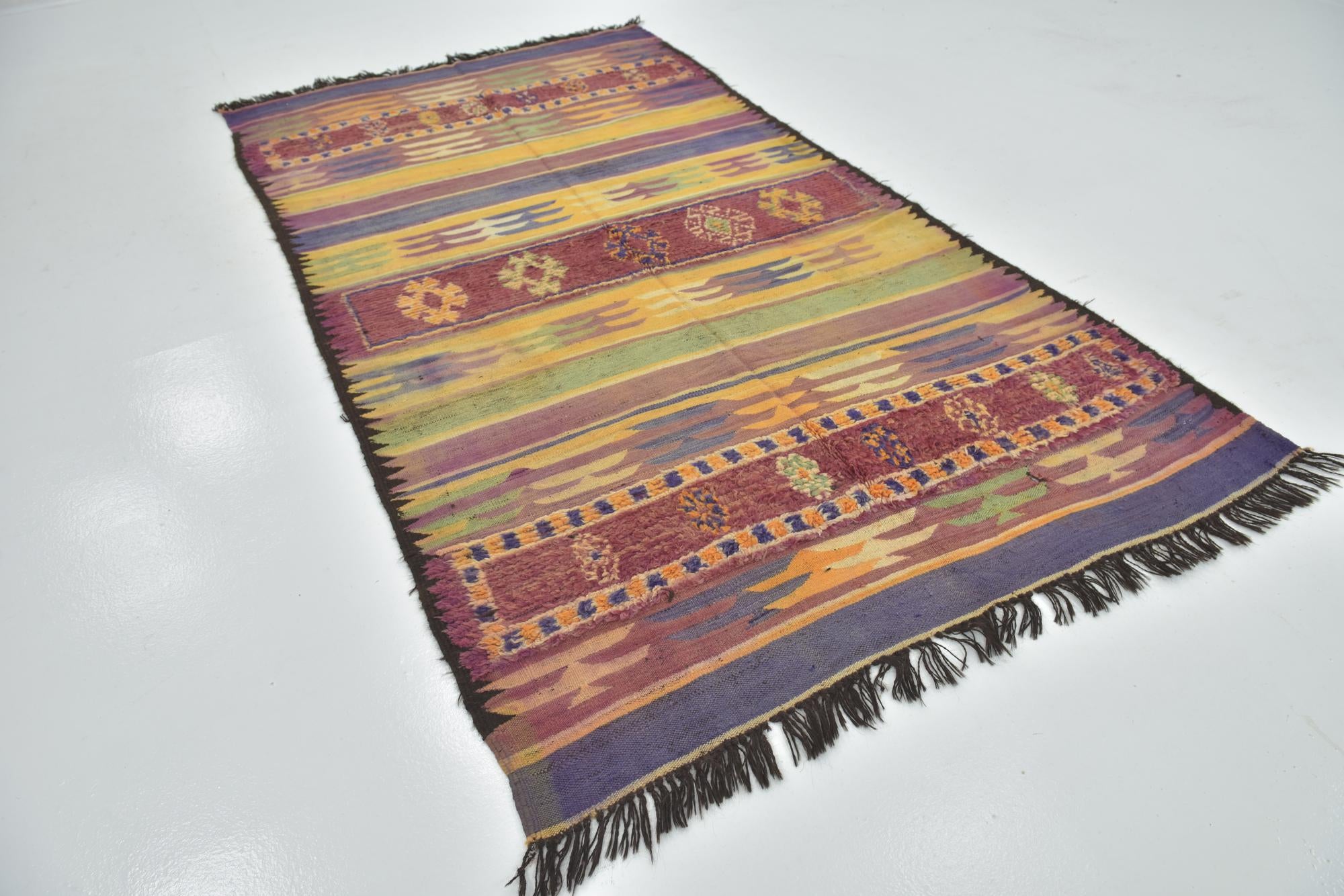 5' 8 x 10' 3 Hand Knotted Moroccan Wool Rug