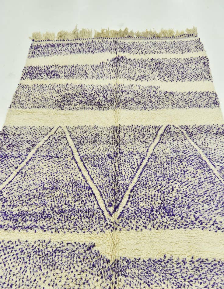 Detail image of 6' 8 x 9'  Hand Knotted Moroccan Wool Rug