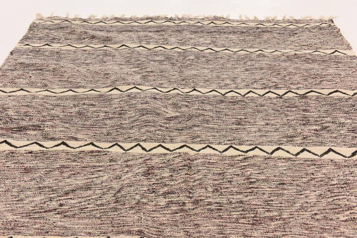 Detail image of 6' 11 x 10' 3 Hand Knotted Moroccan Wool Rug