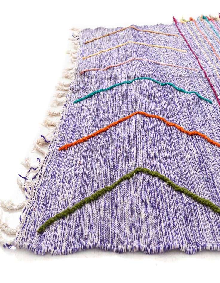 Detail image of 6' 4 x 9' 10  Hand Knotted Moroccan Wool Rug