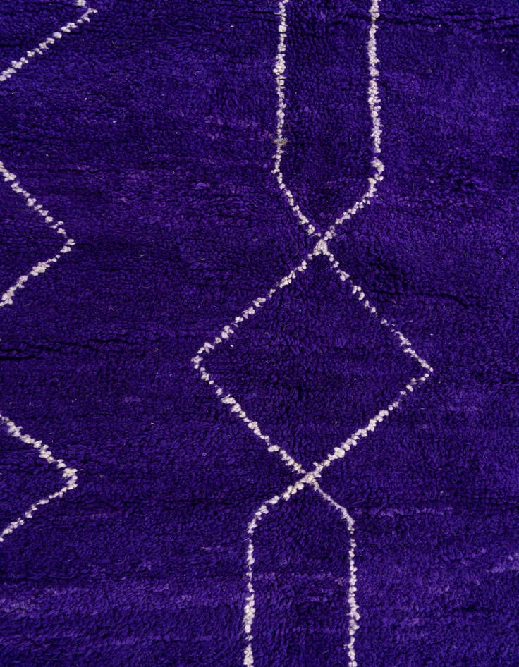 Detail image of 5' 9 x 8' 5  Hand Knotted Moroccan Wool Rug