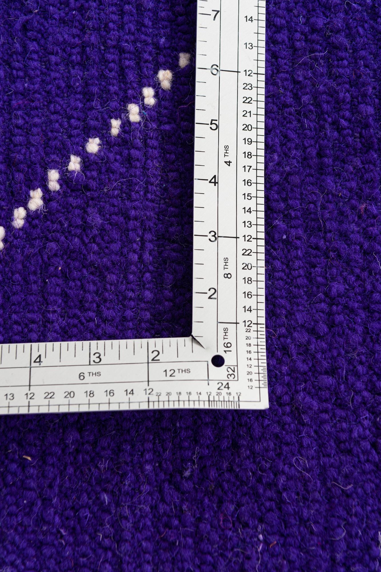 5' 9 x 8' 5 Hand Knotted Moroccan Wool Rug
