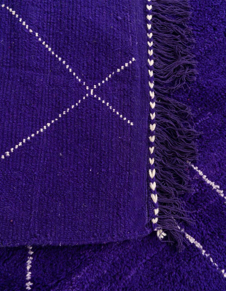 Detail image of 5' 9 x 8' 5  Hand Knotted Moroccan Wool Rug