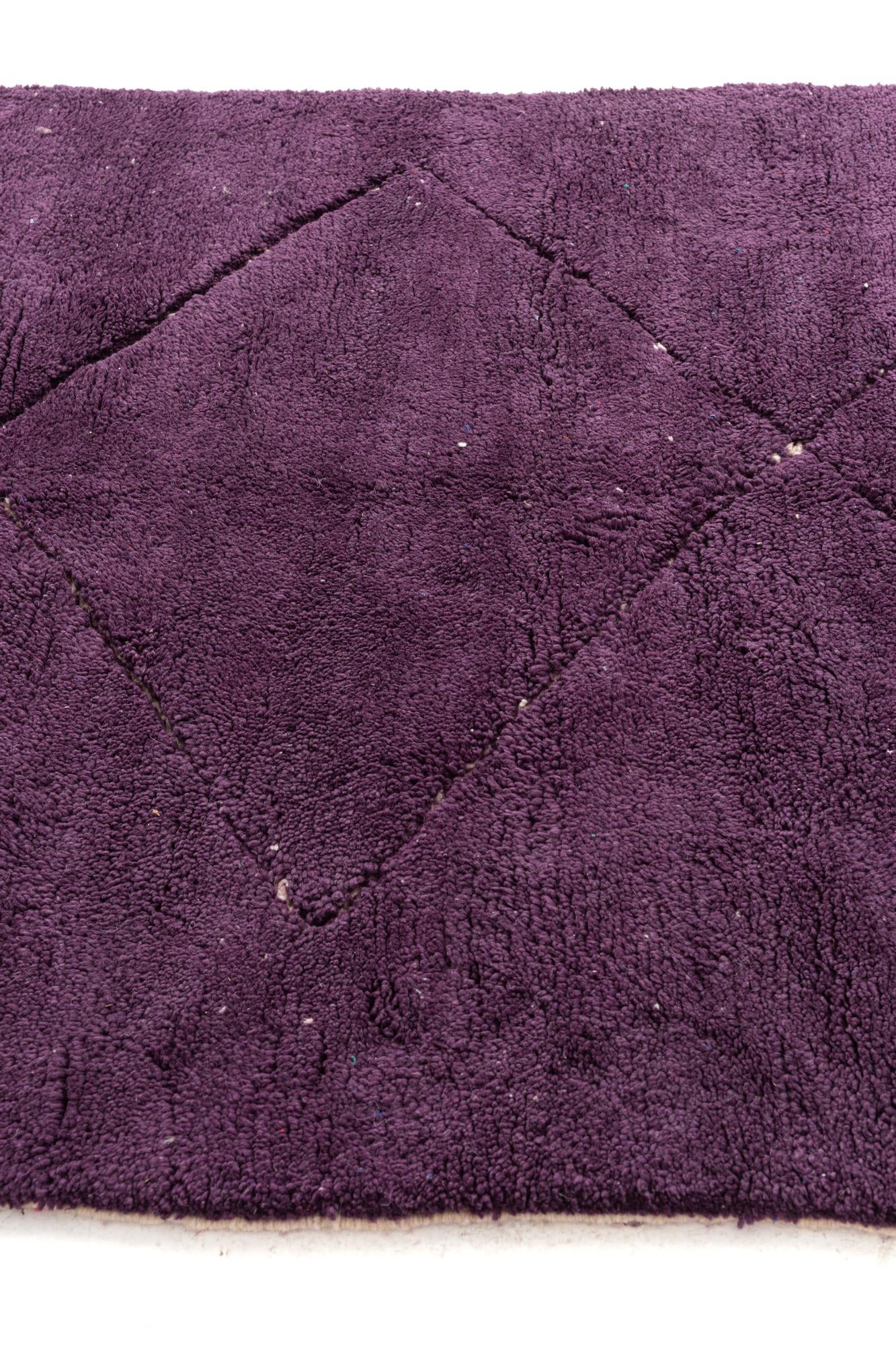 5' 6 x 8' 4 Hand Knotted Moroccan Wool Rug