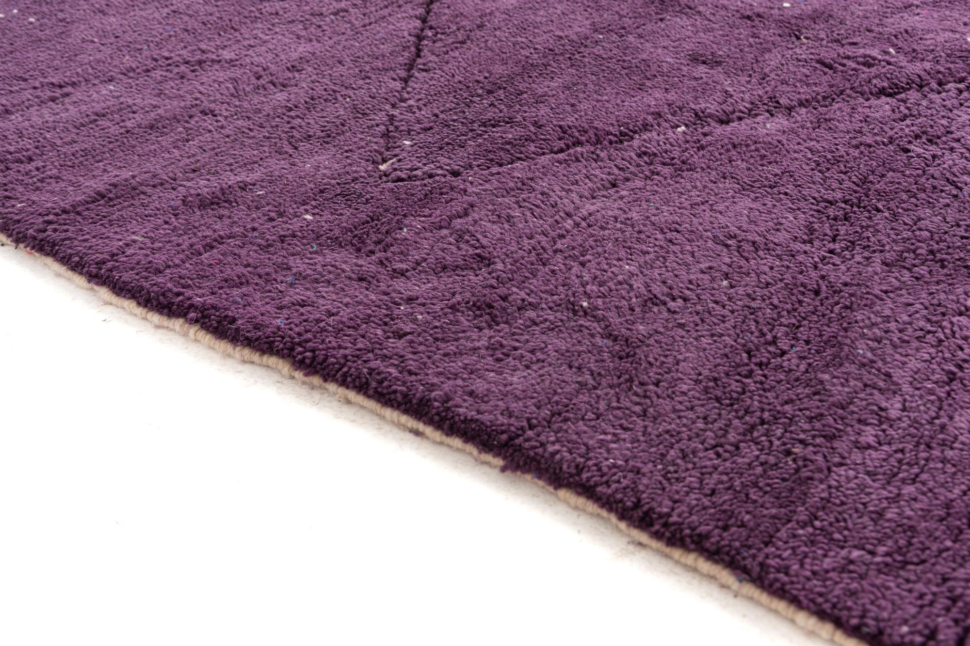 5' 6 x 8' 4 Hand Knotted Moroccan Wool Rug