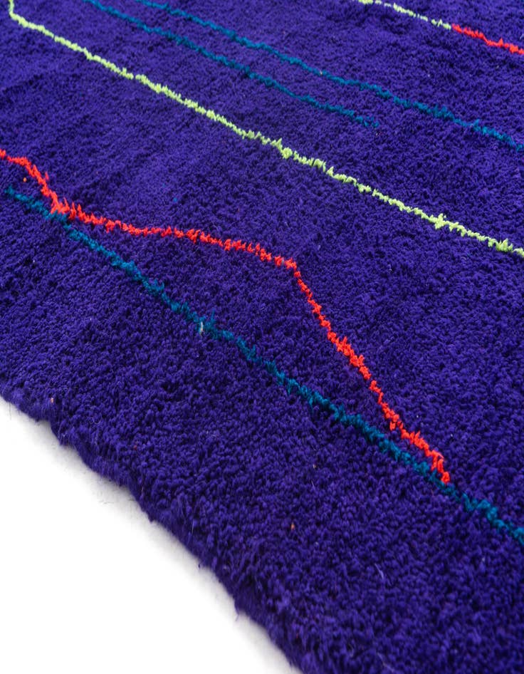 Detail image of 6' 8 x 9' 4  Hand Knotted Moroccan Wool Rug