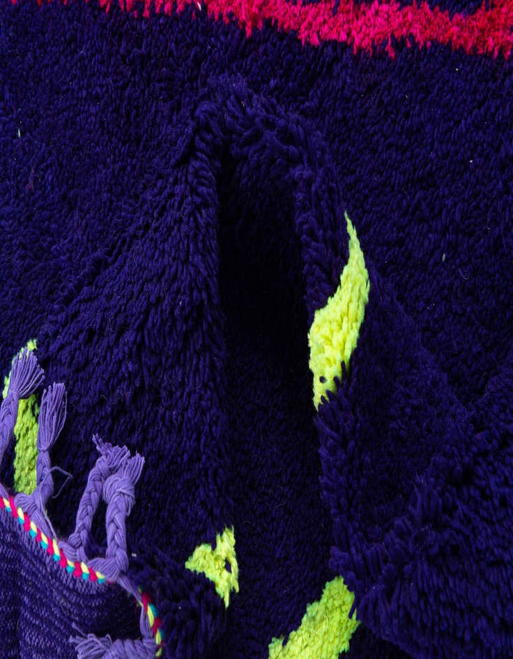 Detail image of 6' 10 x 9' 4  Hand Knotted Moroccan Wool Rug