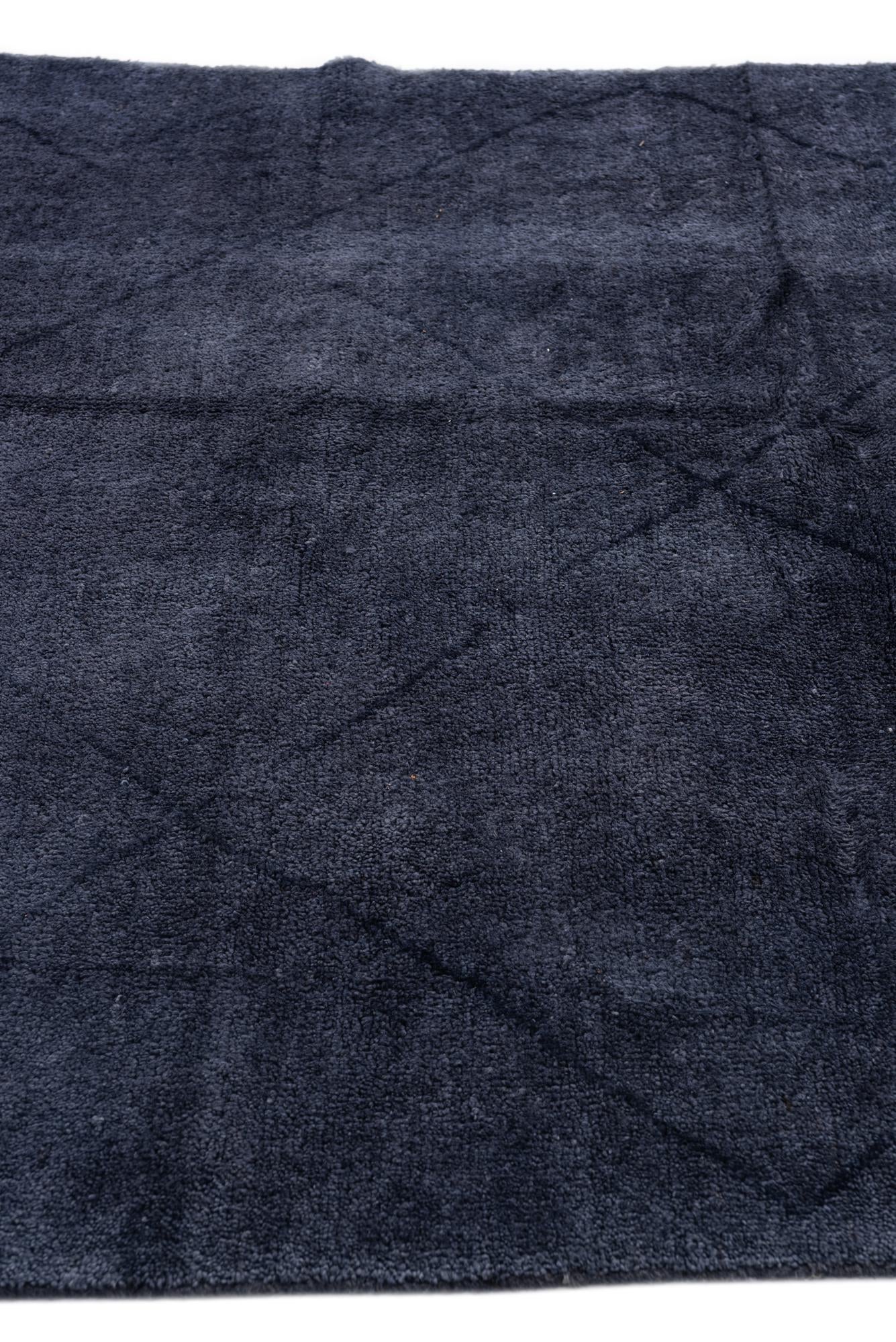 4' 9 x 6' 6 Hand Knotted Moroccan Wool Rug