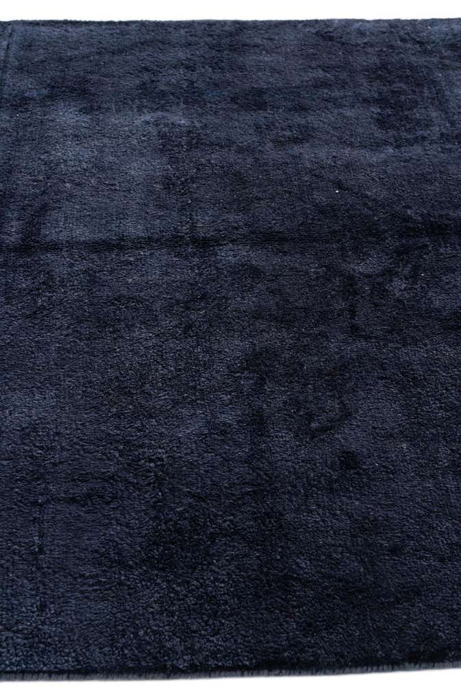 5' 6 x 8' Hand Knotted Moroccan Wool Rug