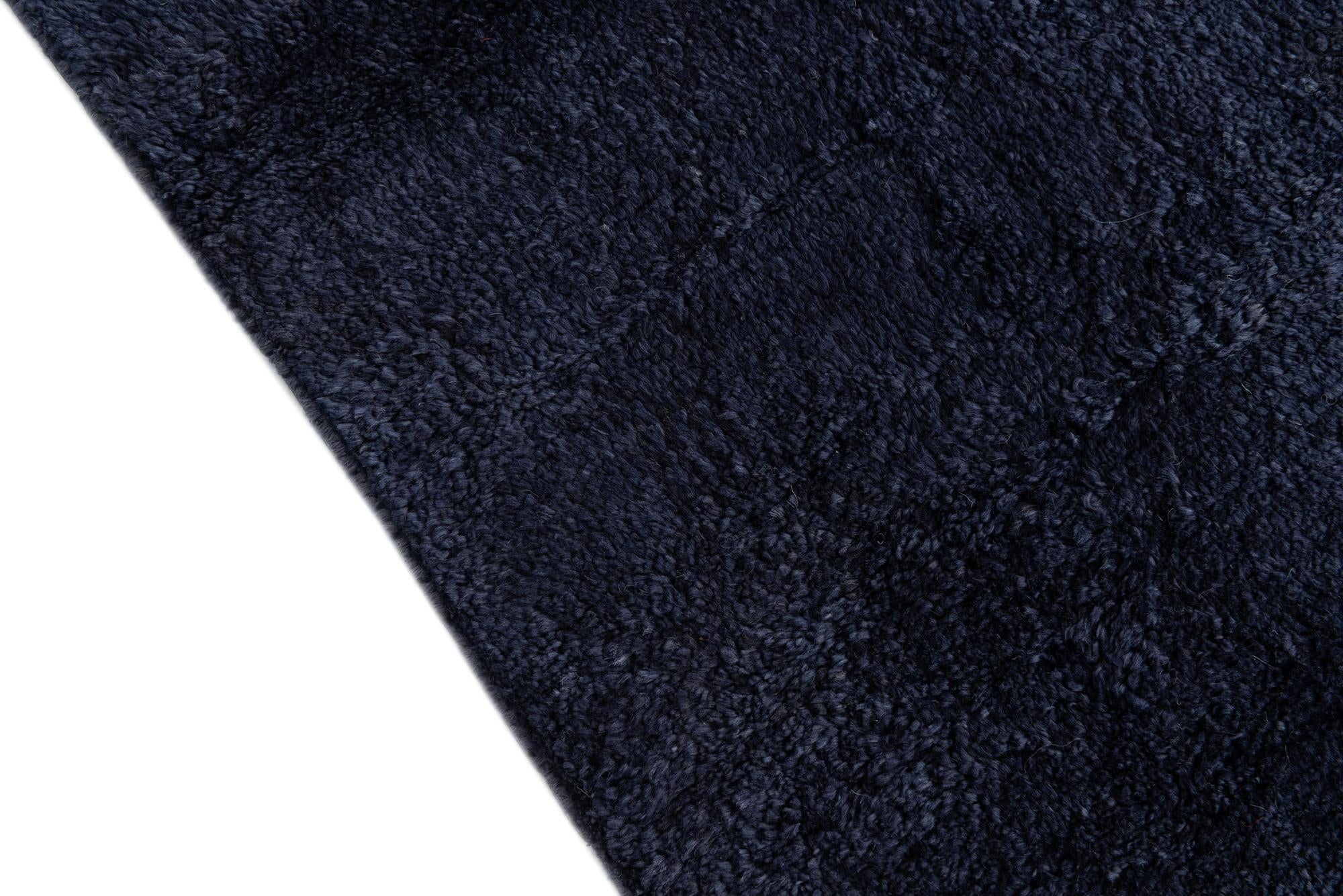 5' 6 x 8' Hand Knotted Moroccan Wool Rug