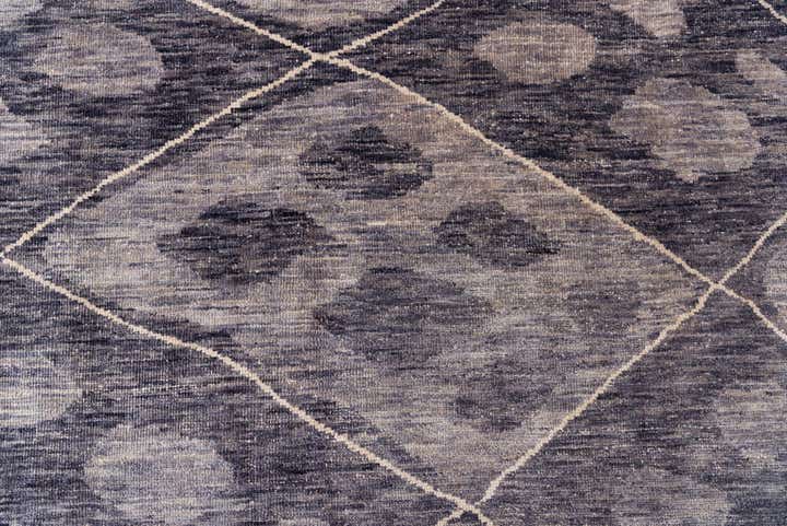 8' x 9' 10 Hand Knotted Moroccan Wool Rug