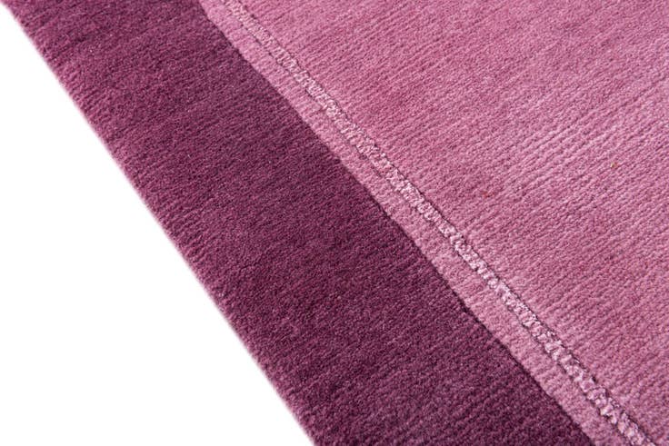 Detail image of 4' 8 x 6' 6 Hand Knotted Nepal Wool Rug