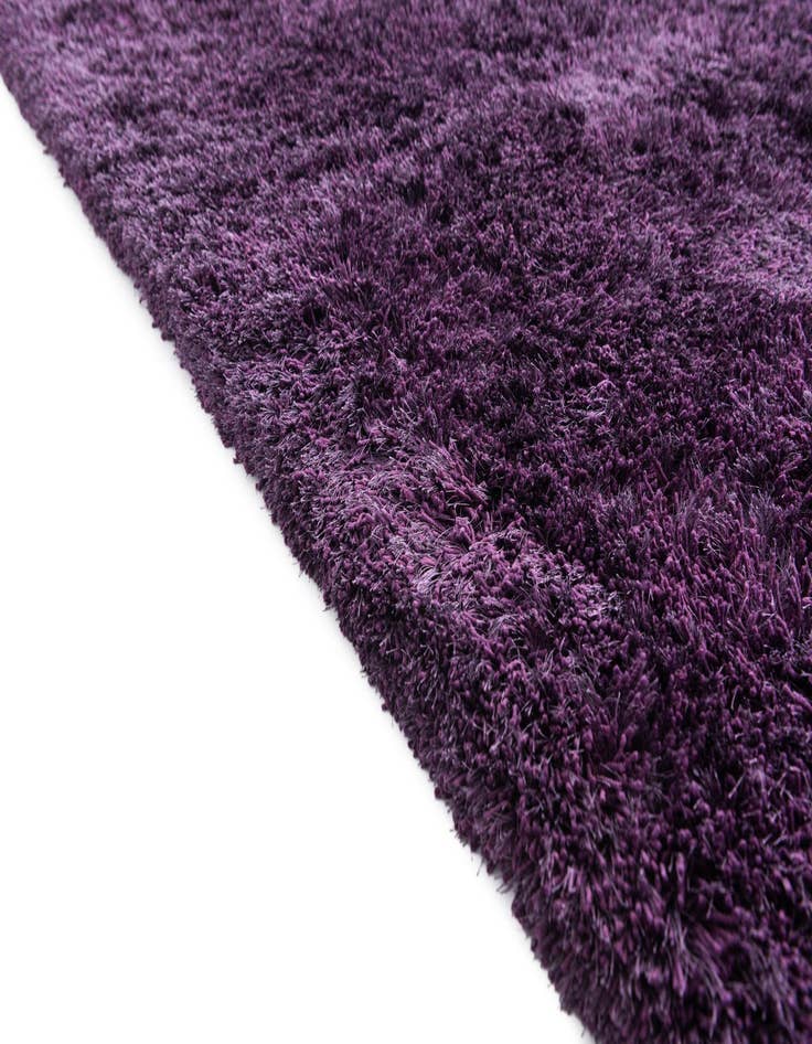 Detail image of 5' 1 x 6' 7 Solid Shag Rug
