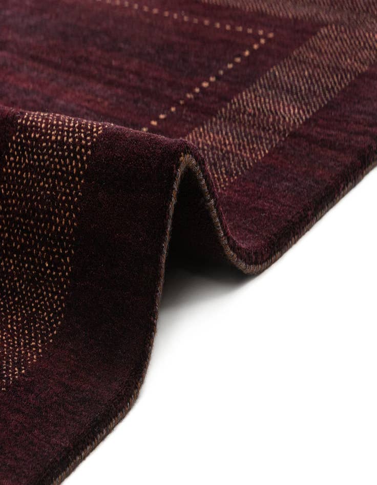 Detail image of 4' 8 x 5' 11 Sonaghuly Rug