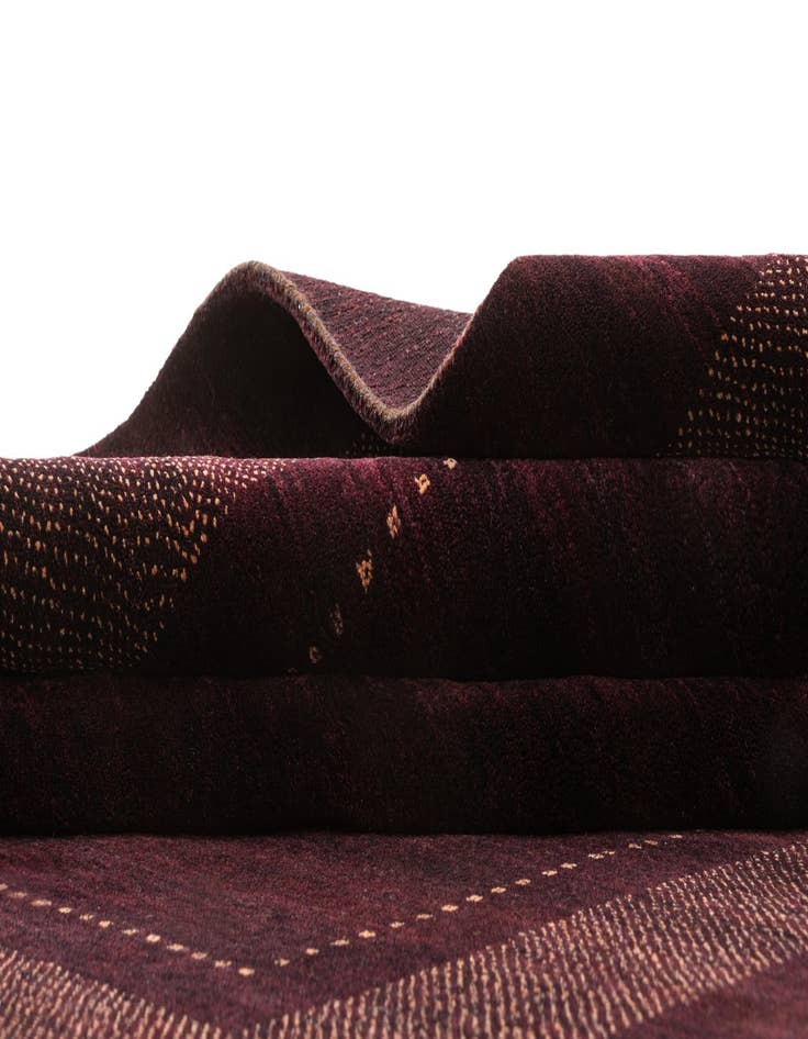 Detail image of 4' 8 x 5' 11 Sonaghuly Rug