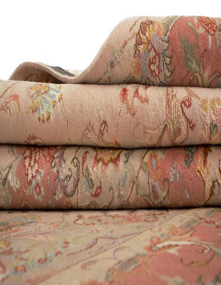 Detail image of 5' x 7' Tabriz Rug