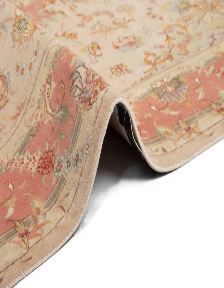 Detail image of 5' x 7' Tabriz Rug