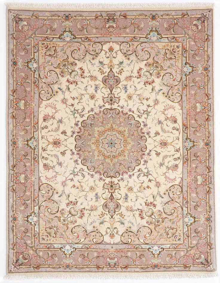 Detail image of 4' 10 x 6' 8 Tabriz Rug