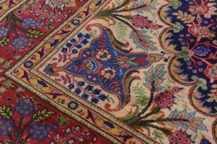 Detail image of 9' 5 x 13' Hand Knotted Tabriz Persian Wool Rug
