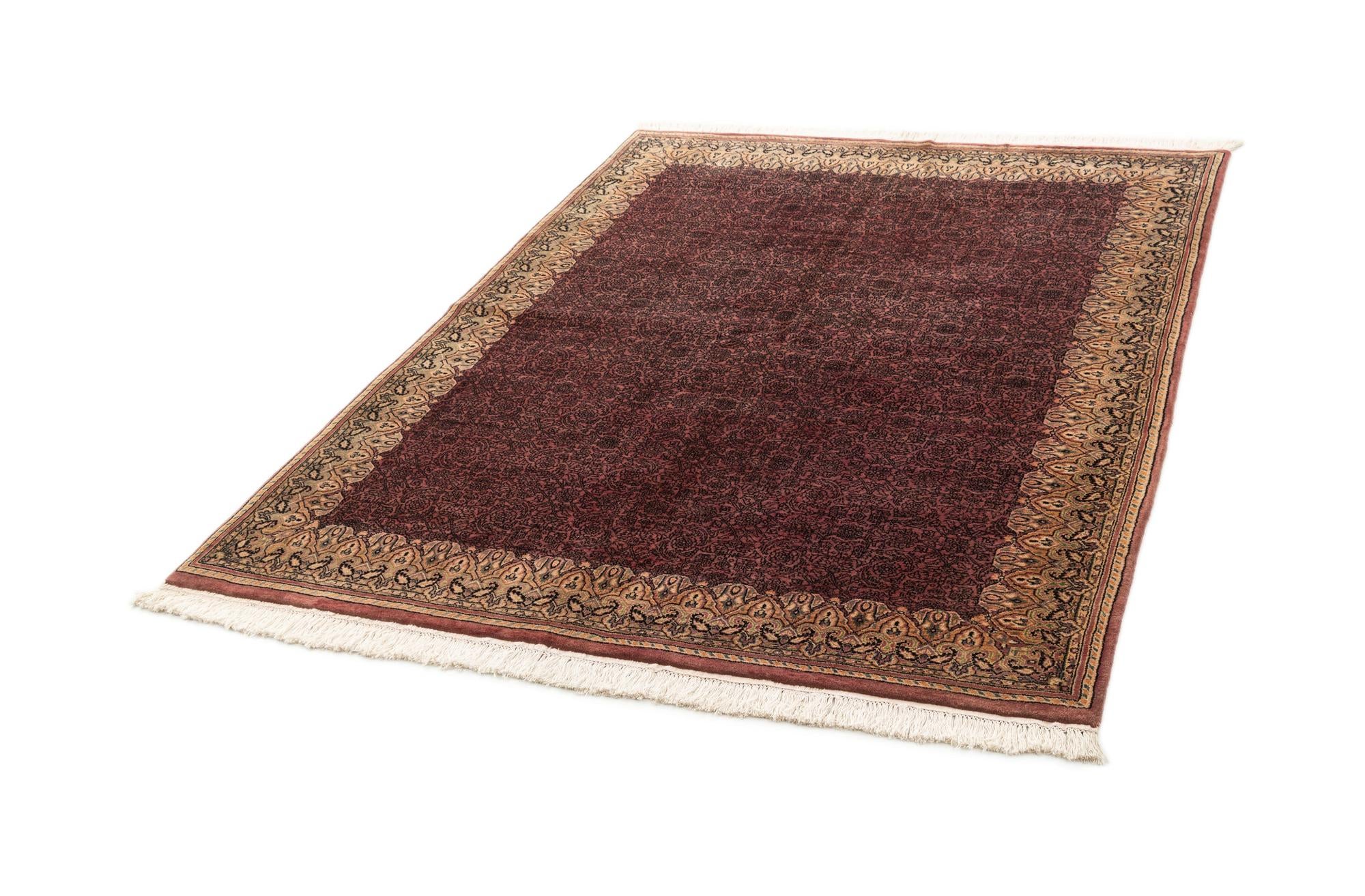 5' 7 x 7' 7 Taj Mahal Rug