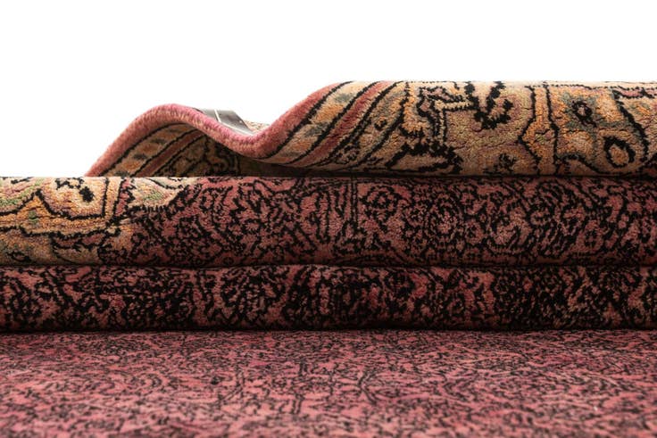 Detail image of 5' 7 x 7' 7 Taj Mahal Rug