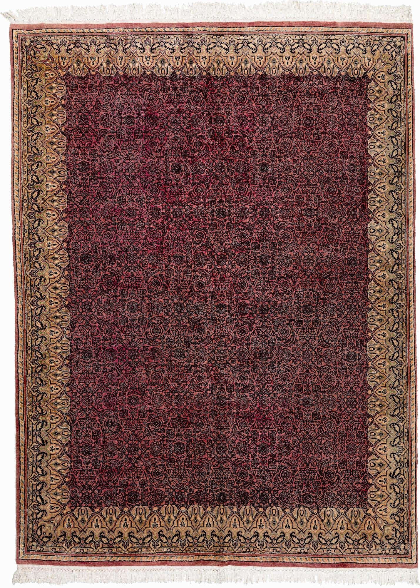 5' 7 x 7' 7 Taj Mahal Rug