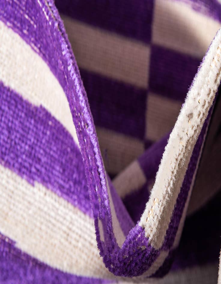 Detail image of 10' x 13' Tribeca Rug