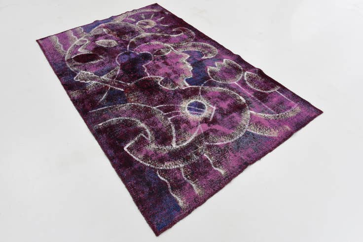 Detail image of 3' 10 x 6' Hand Knotted Ultra Vintage Persian Wool Rug
