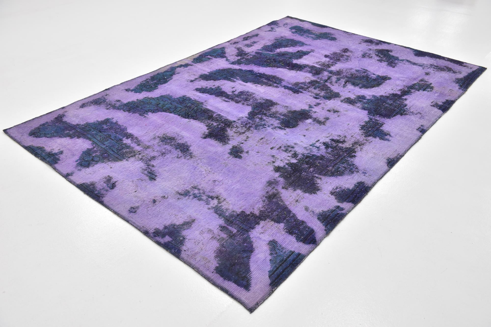 6' x 9' Hand Knotted Ultra Vintage Persian Wool Rug