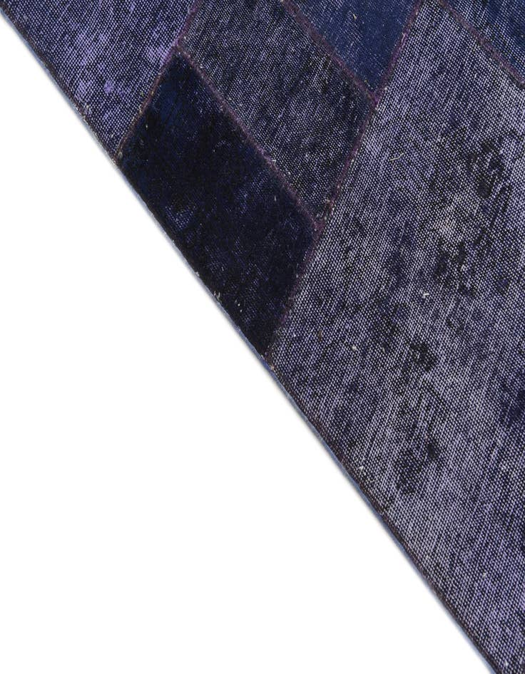 Detail image of 6' 8 x 9' 10  Hand Knotted Ultra Vintage Persian Wool Rug