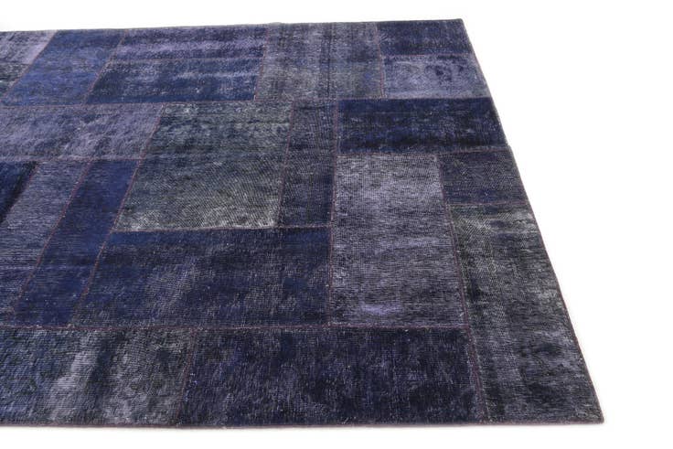 Detail image of 6' 7 x 9' 10 Hand Knotted Ultra Vintage Persian Wool Rug