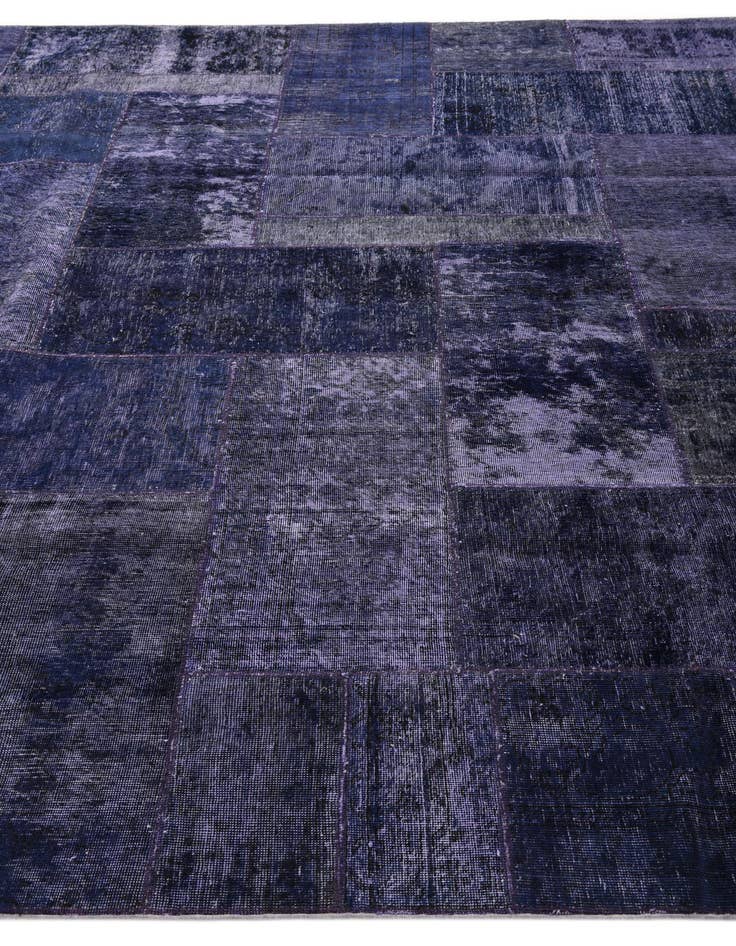 Detail image of 8' 3 x 9' 10  Hand Knotted Ultra Vintage Persian Wool Rug