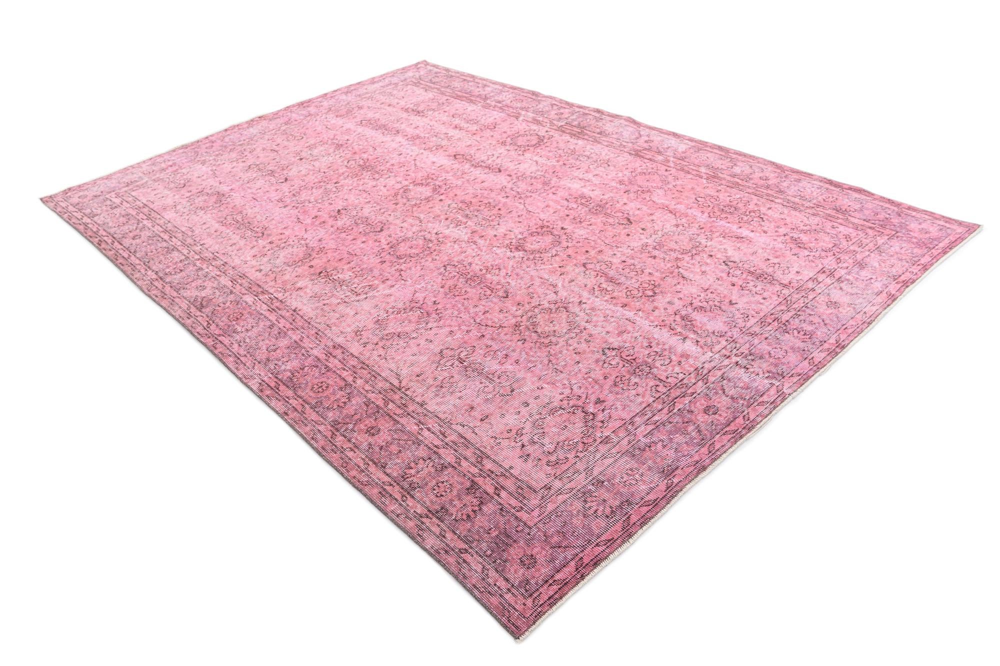 6' 10 x 9' 11 Ultra Vintage Wool Rug