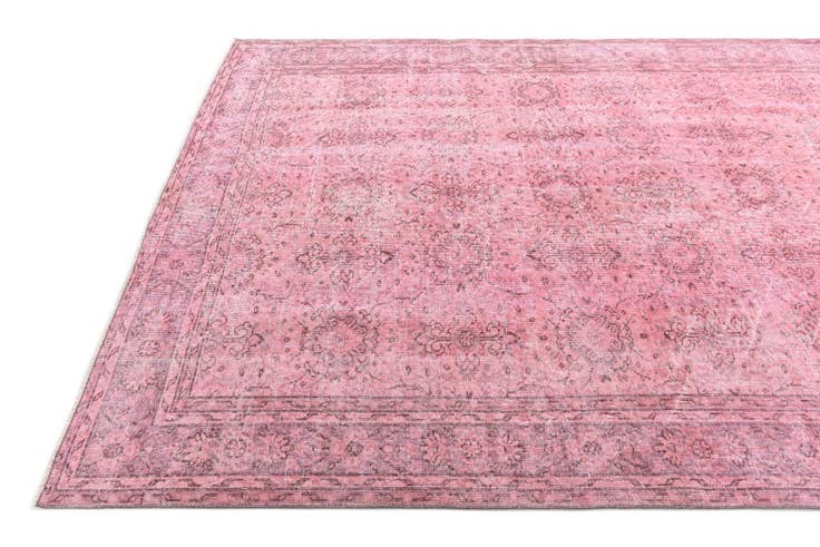 Detail image of 6' 10 x 9' 11 Ultra Vintage Wool Rug