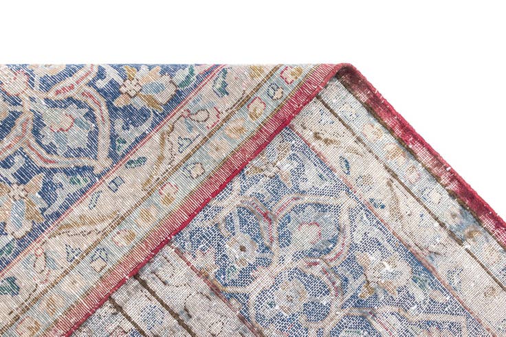 Detail image of 9' 11 x 12' 11 Vintage Royal Wool Rug