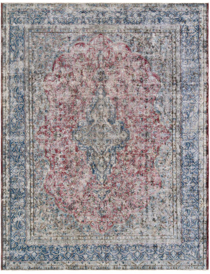 Detail image of 9' 11 x 12' 11 Vintage Royal Wool Rug
