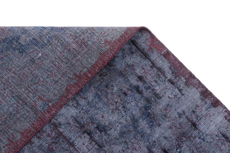 Detail image of 9' 11 x 13' Vintage Royal Wool Rug