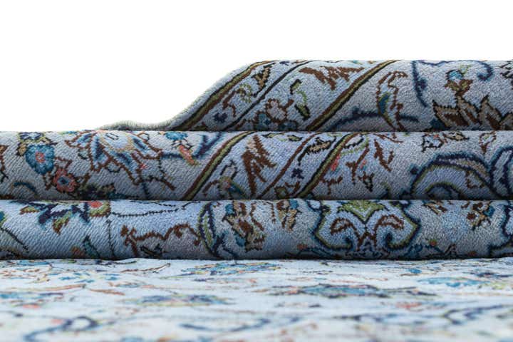 6' 6 x 9' 9 Vintage Royal Rug