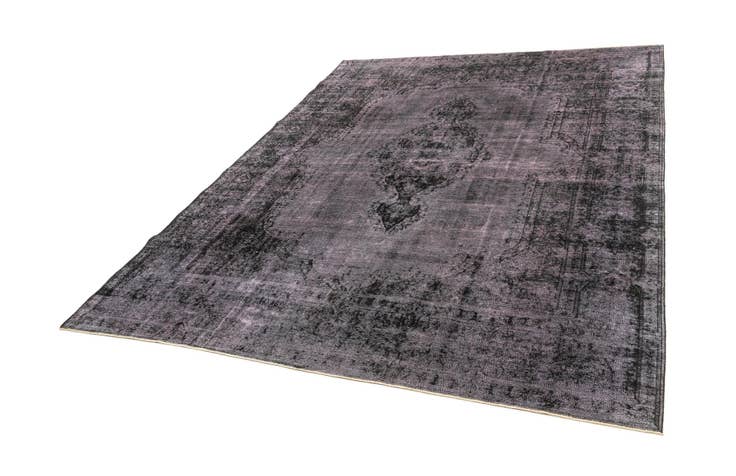 Detail image of 9' 7 x 13' 1 Vintage Royal Rug