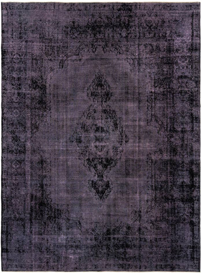 Detail image of 9' 7 x 13' 1 Vintage Royal Rug