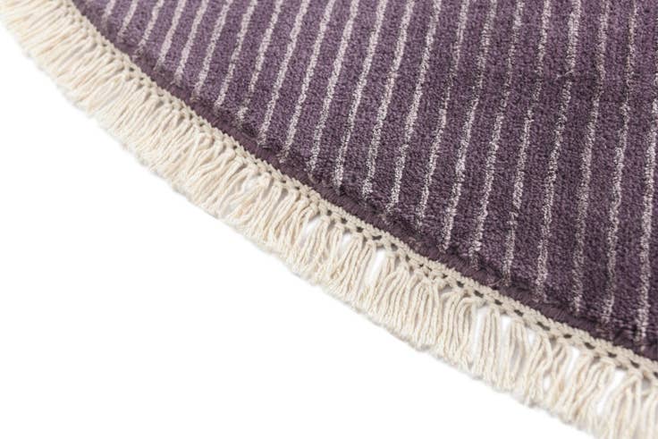 Detail image of 6' 6 x 6' 6 Hand Knotted Darya Wool Round Rug