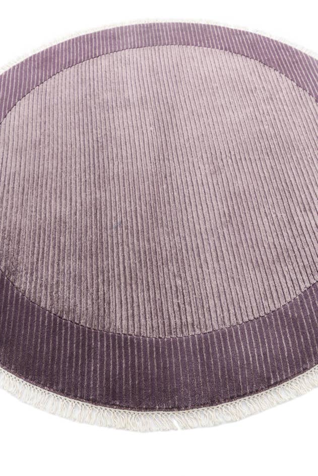 Detail image of 4' 9 x 4' 9 Hand Knotted Darya Wool Round Rug