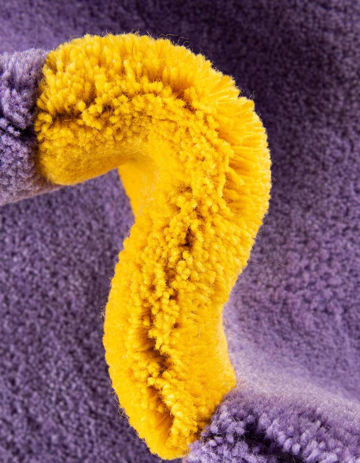 Detail image of 5' 1 x 5' 1 Happy Rugs Funky Flower Wool Round