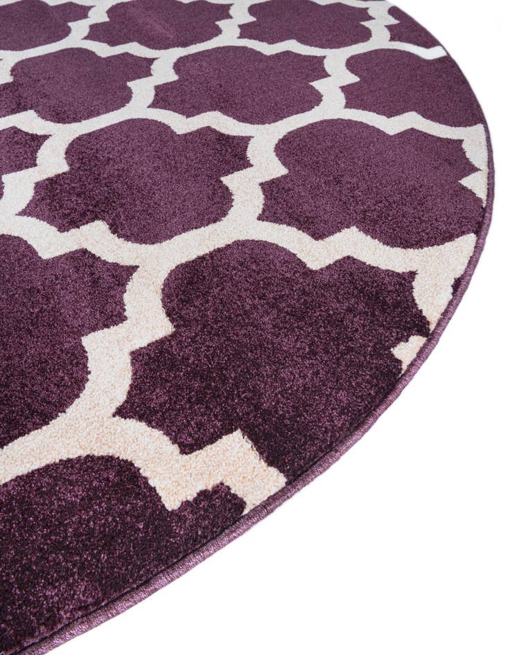 Detail image of 12' 2 x 12' 2 Lattice Round Rug